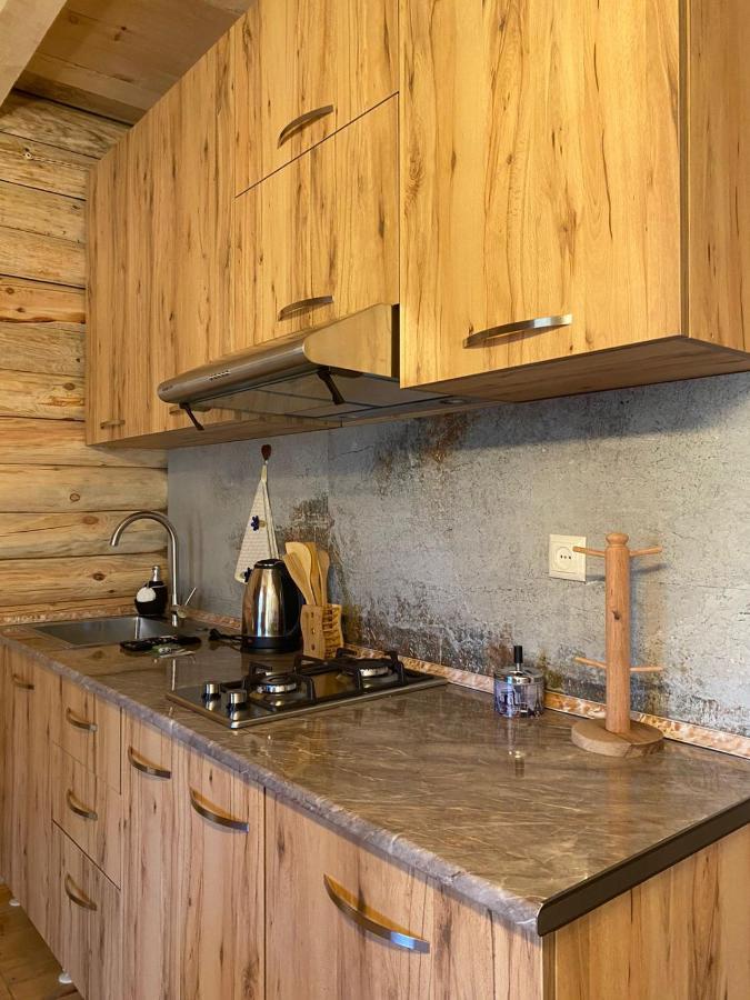 באטומי Guest House On Angisa מראה חיצוני תמונה