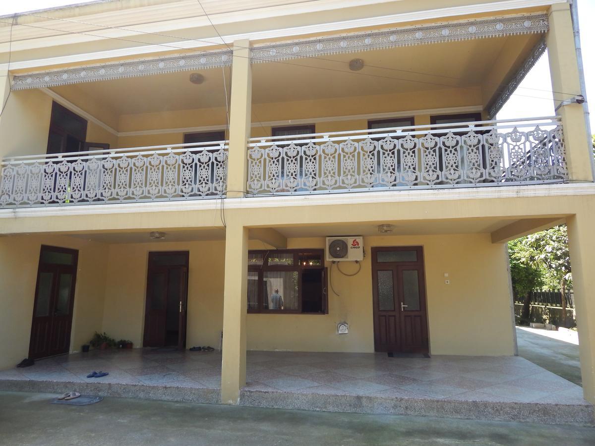 באטומי Guest House On Angisa מראה חיצוני תמונה